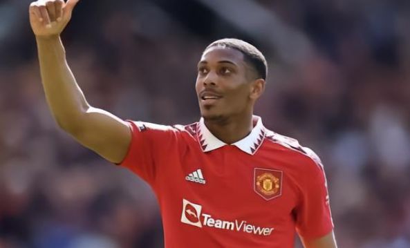 她在最后一 她在最后一